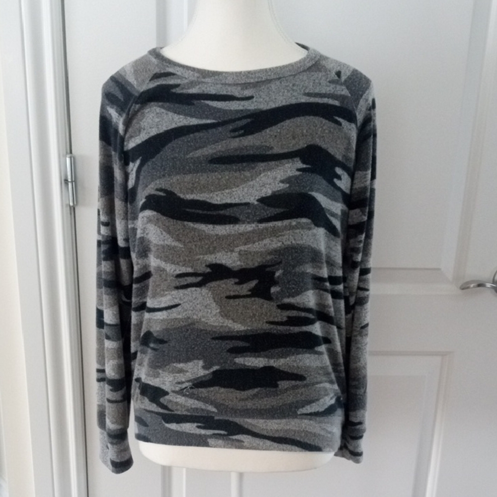 Buffalo David Bitton Gray and Black Camouflage Sweater